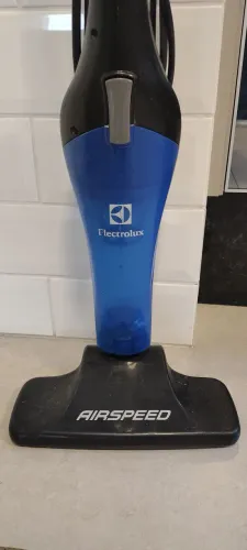 Aspirador De Pó Vertical Electrolux 2 Em 1 Stk14 1450w Azul