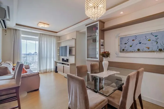 Apartamento de 3 quartos, suíte, elevador e 2 vagas no bairro Vila Ipiranga