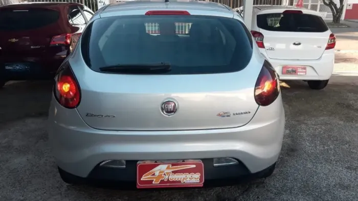 Fiat Bravo Essence Dualogic 1.8 Flex 16V 5P 2012