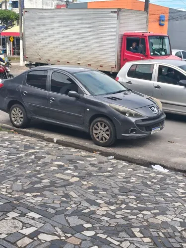 Peugeot 207 Sedan Passion XS 1.6 Flex 16V 4P 2011