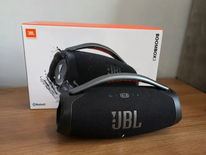 JBL Boombox 3 com caixa e nota fiscal