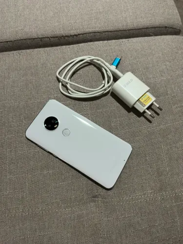 Moto G7 conservado