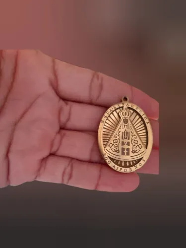 Pingente de nossa senhora Aparecida 