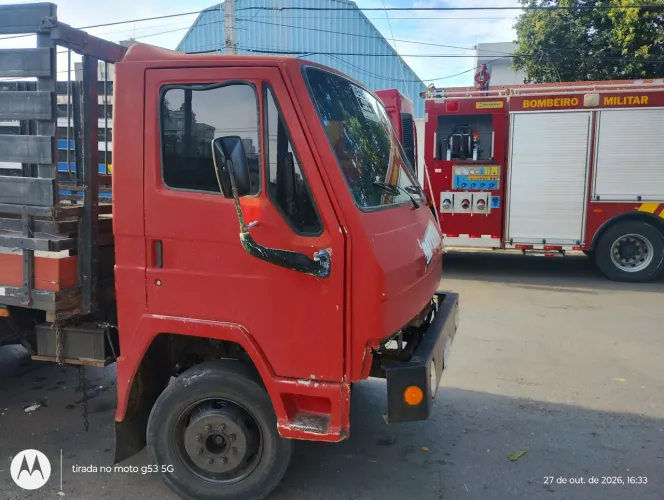 Caminhão Agrale funcionando e rodando bem!! 86 / 25000 mil reais 