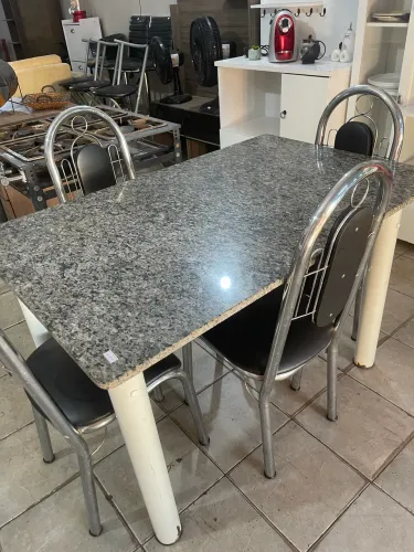 Mesa de granito