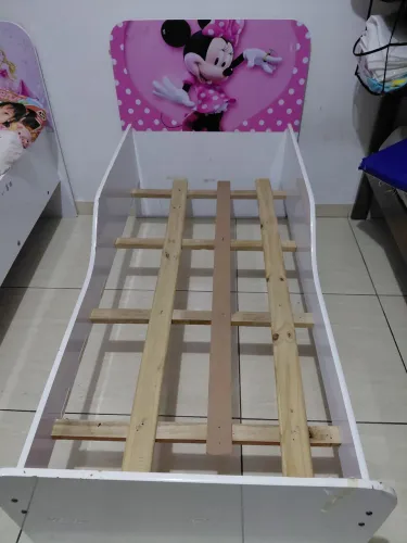 Cama menina + colchão