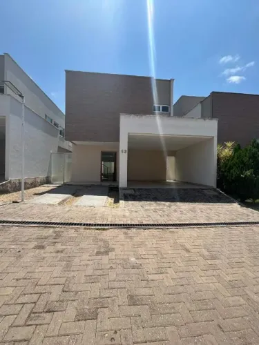 Casa em Condomínio Exclusiva para Alugar no Morros (Teresina) | 4 Quartos, Piscina e Lazer