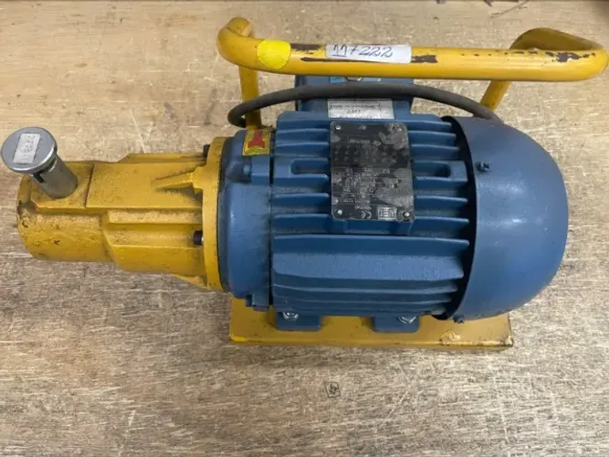 Motor Vibrador JOWA 2 CV Trifásico 220/380V - Motor WEG