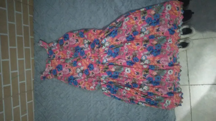 Vestido rosa florido