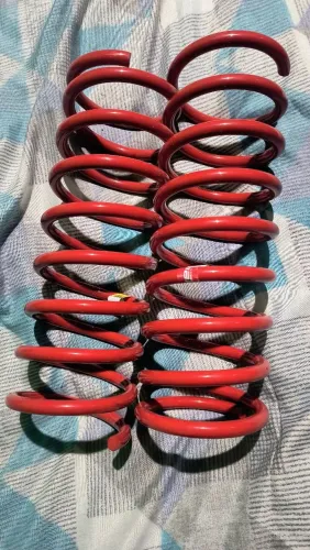Molas esportivas lelo nunca usadas.