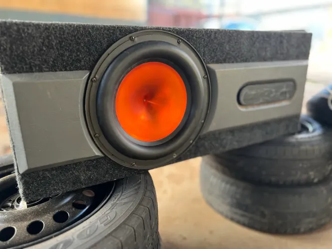 Subwoofer Explosound 1000rms com caixa dutada