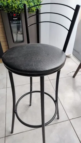 Banqueta ferro na cor preta