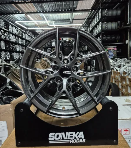 Jogo de rodas RAW G025 aro 15 5x100