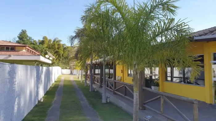 Casa 2 quartos + Salão de festas 2617 mts / 643 mts area construida