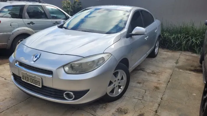 Renault Fluence Sed. Dynamique 2.0 16V Flex Mec. 2012