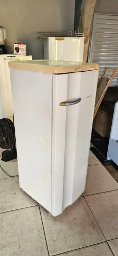 geladeira Electrolux gelando perfeitamente ( ENTREGA GRÁTIS )