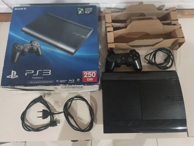 Play Station 3 Super Slim na caixa  250 gb
