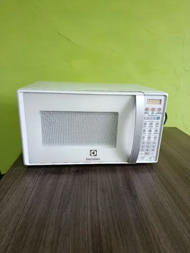 Micro Ondas Eletrolux 20 Litros
