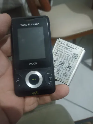 Sony Ericsson e 205