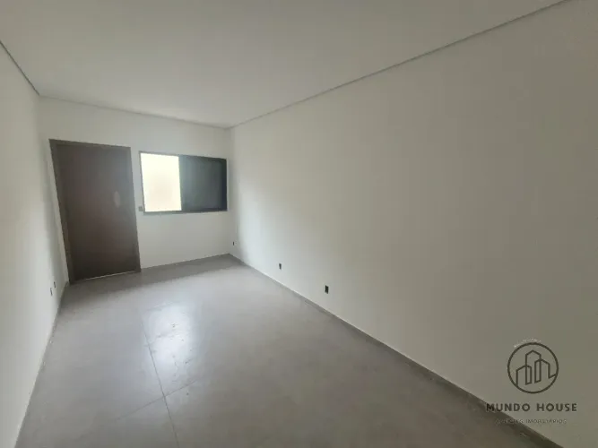 Casa à Venda no Parque Vista Bárbara