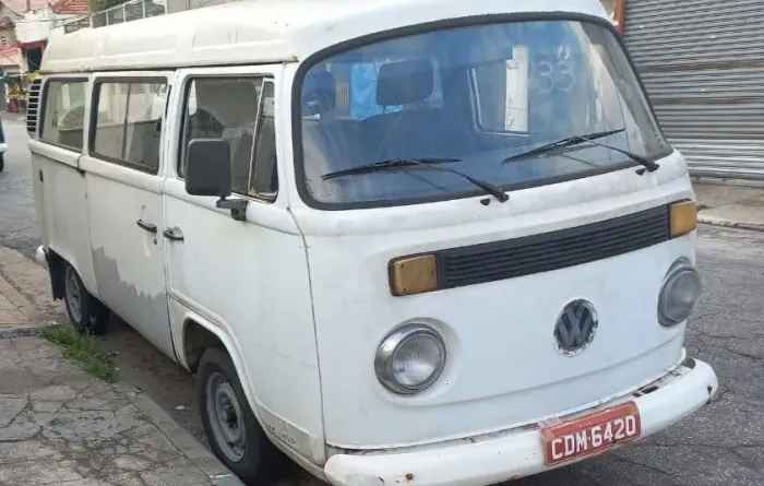 Volkswagen Kombi Standard/ Luxo/ Serie Prata 1999