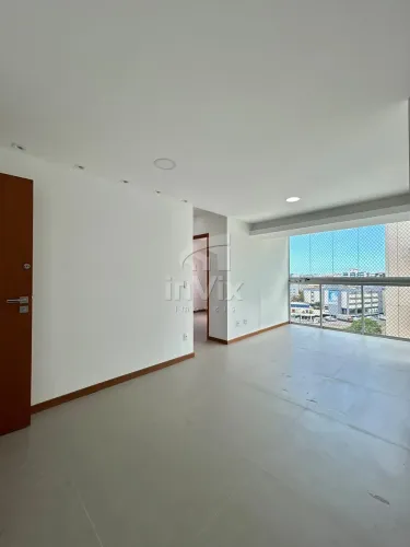 Apartamento 2 Quartos, sem suíte, com Varanda em Jardim Camburi!