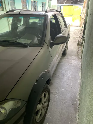 Fiat Strada Trekking 1.6 16V Flex CD 2013