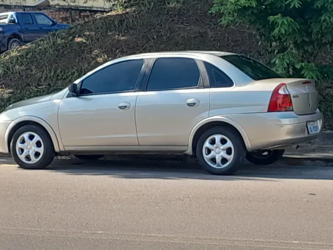 Chevrolet Corsa Sedan 1.0 MPFI 8V 71cv 4P 2004