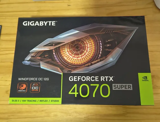 Placa de vídeo RTX 4070 SUPER GIGABYTE 12GB