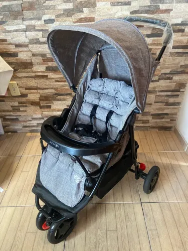 Carrinho de Bebê da Cosco ( Novo)