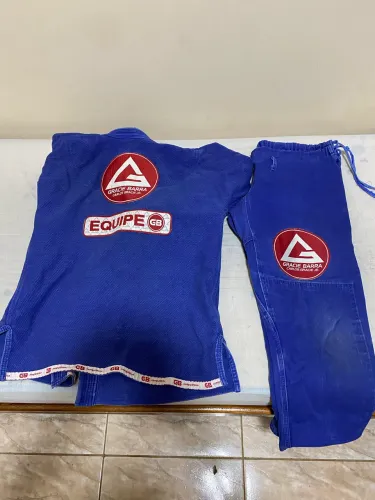 Kimono Jiu-Jitsu Gracie Barra (GB) Official Competition - Azul - Tamanho A2