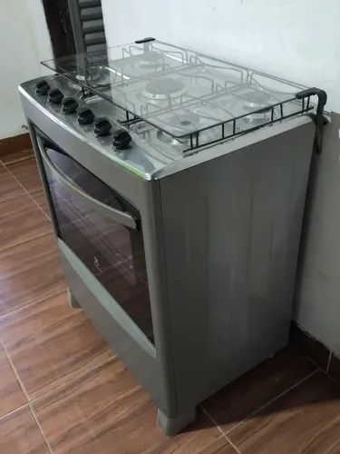 Fogão de 5 bocas 