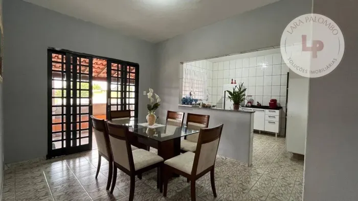 Casa com 2 dormitórios à venda, 395 m² por R$ 739.000,00 - Residencial das Flores - Várzea