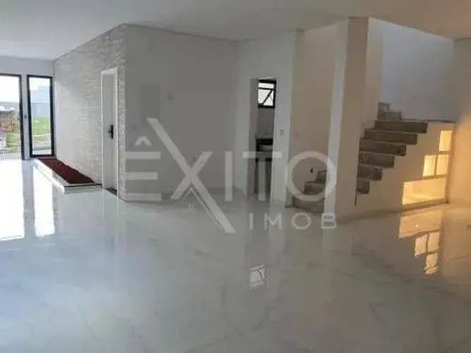 Casa de Condomínio com 3 quartos, Jardim Ermida I - Jundiaí