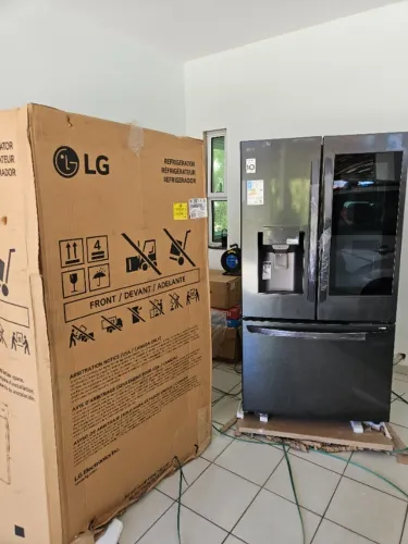Geladeira LG Instaview 660L Preta Inox 127v French Door gelo e agua na porta  Nova sem uso