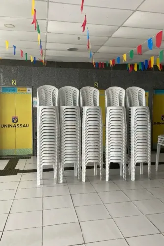 Aluguel de mesas e cadeiras