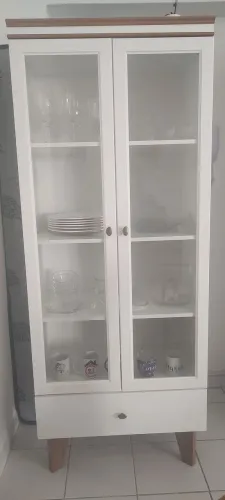 Cristaleira/ armário de cozinha 