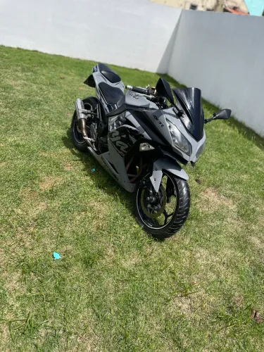 Kawasaki Ninja 300