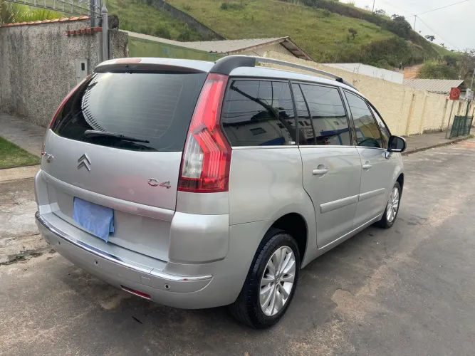 Citroen C4 Picasso Grand 2.0 16V 143cv AUT 2009