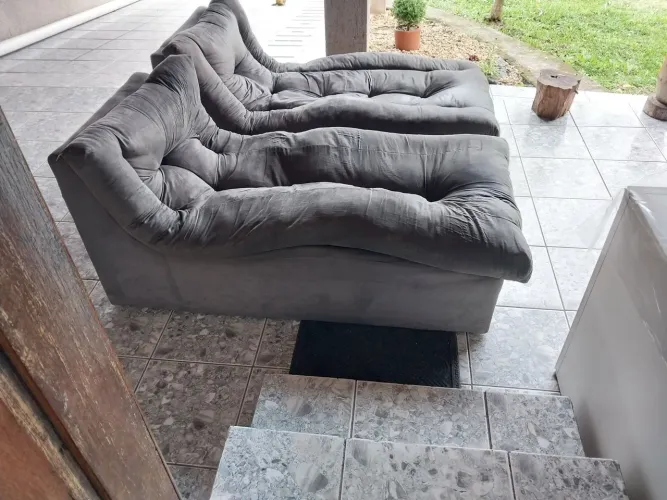 Par de Espreguiçadeira estofadas Suede Cinza-1,50m×78cm- muito confortável 