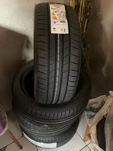 Pneus Bridgestone