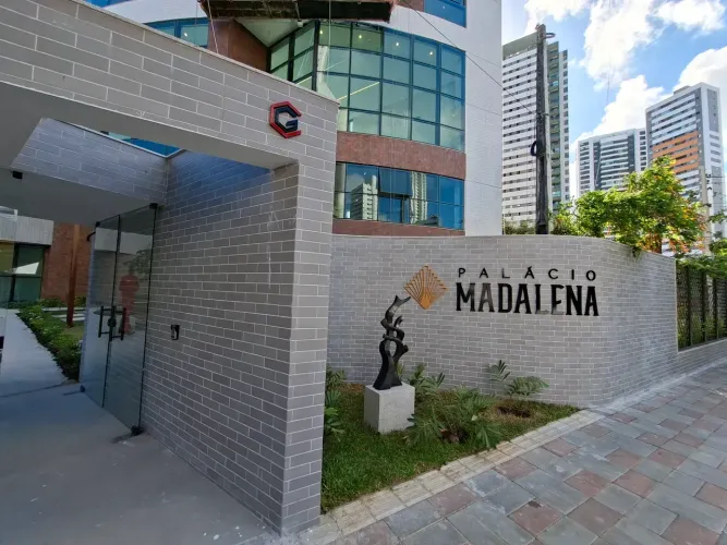 62 m2 - 2 Quartos um suíte na Madalena - Recife - PE