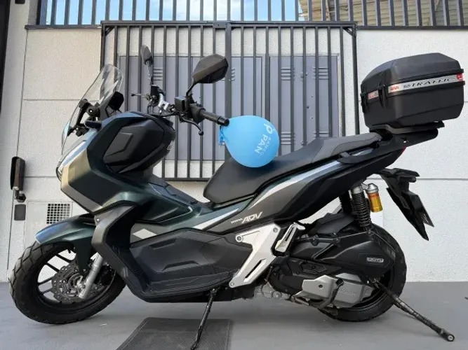 Honda Adv 2024