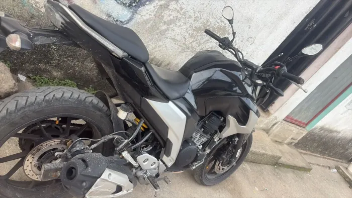 Vendo fazer25 2021 15.000