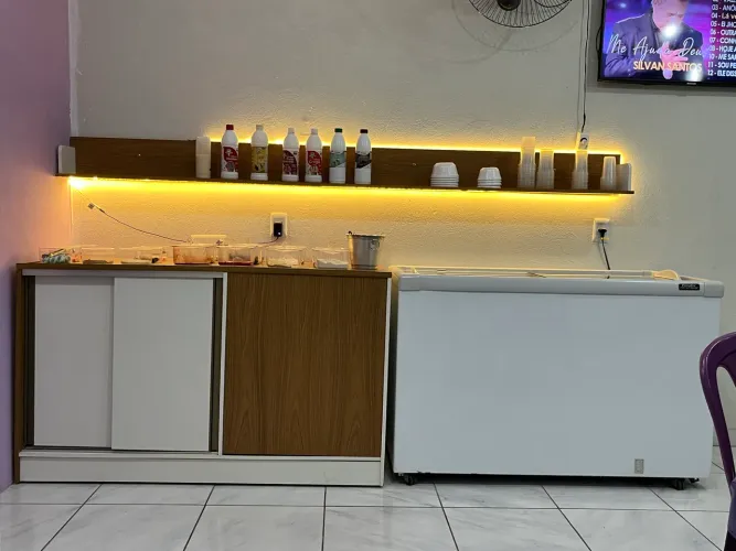 Vende-se Açaíteria completa 