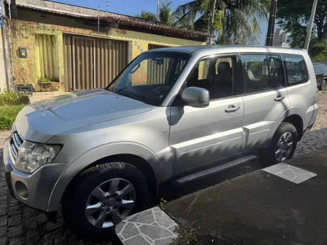 Mitsubishi Pajero Full GLS/gls/pkhpe 3.2 Dies.ti 5P 2009