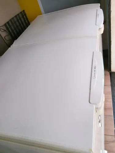 Vendo, freezer horizontal h 400 220 volts