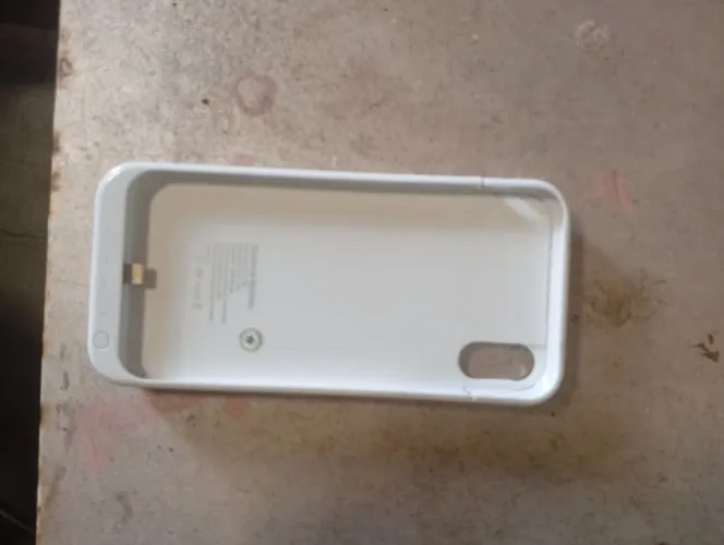 Vendo capinha de iPhone portátil 