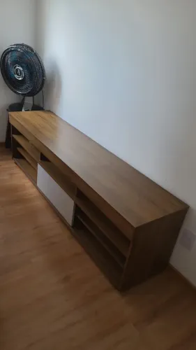 Rack seminovo - moderno e sem riscos