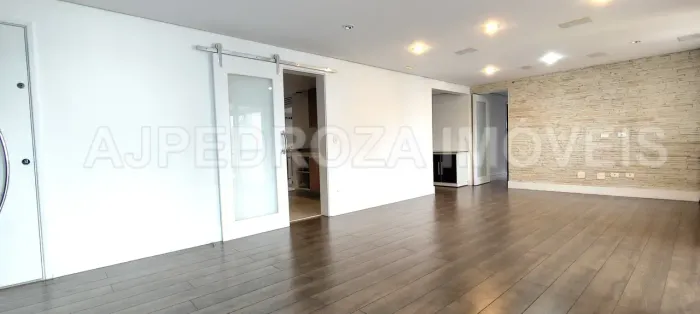 3 suites, 3 vagas, andar alto, lazer total